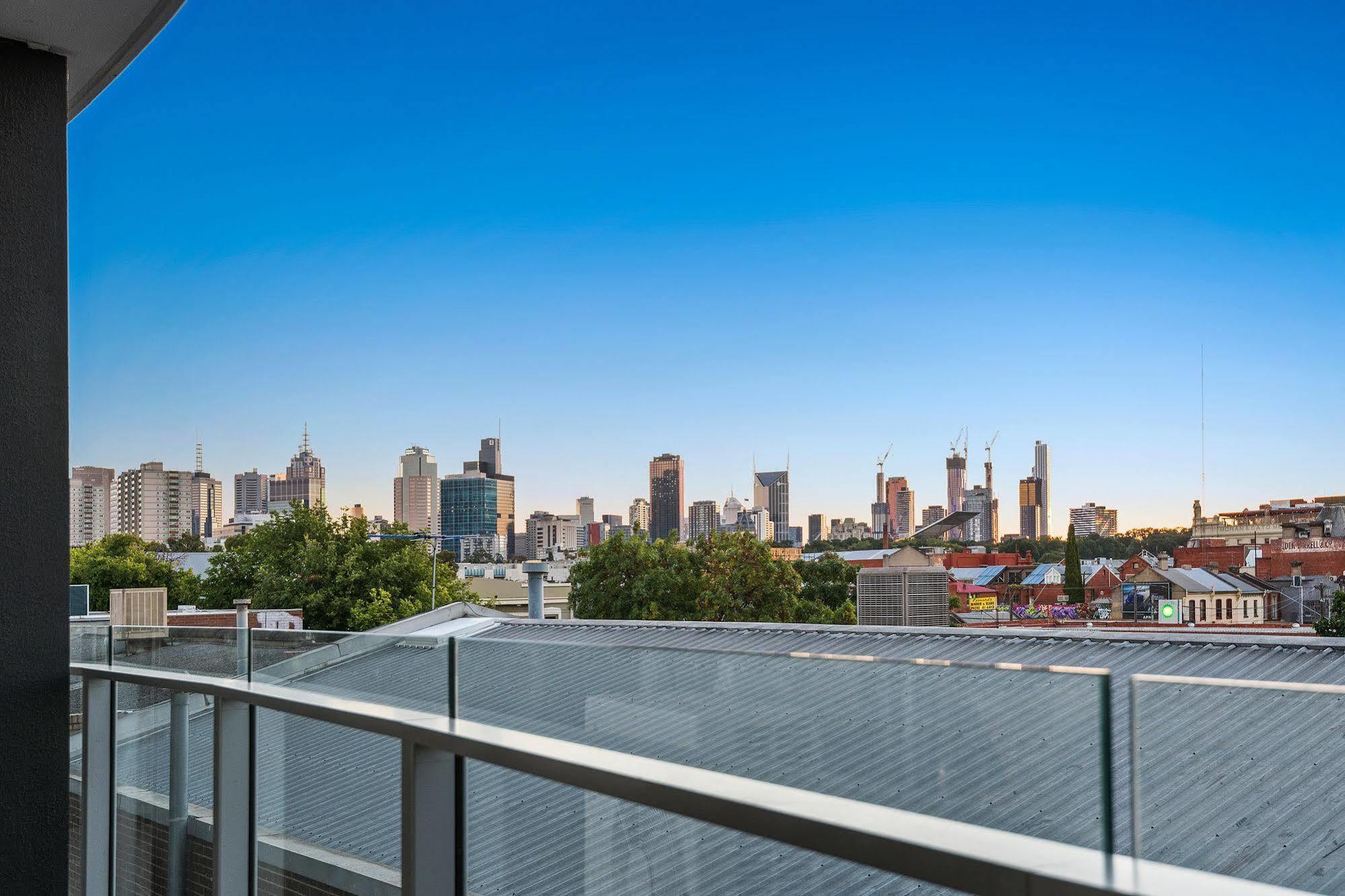 District Apartments Fitzroy Melbourne Exterior photo